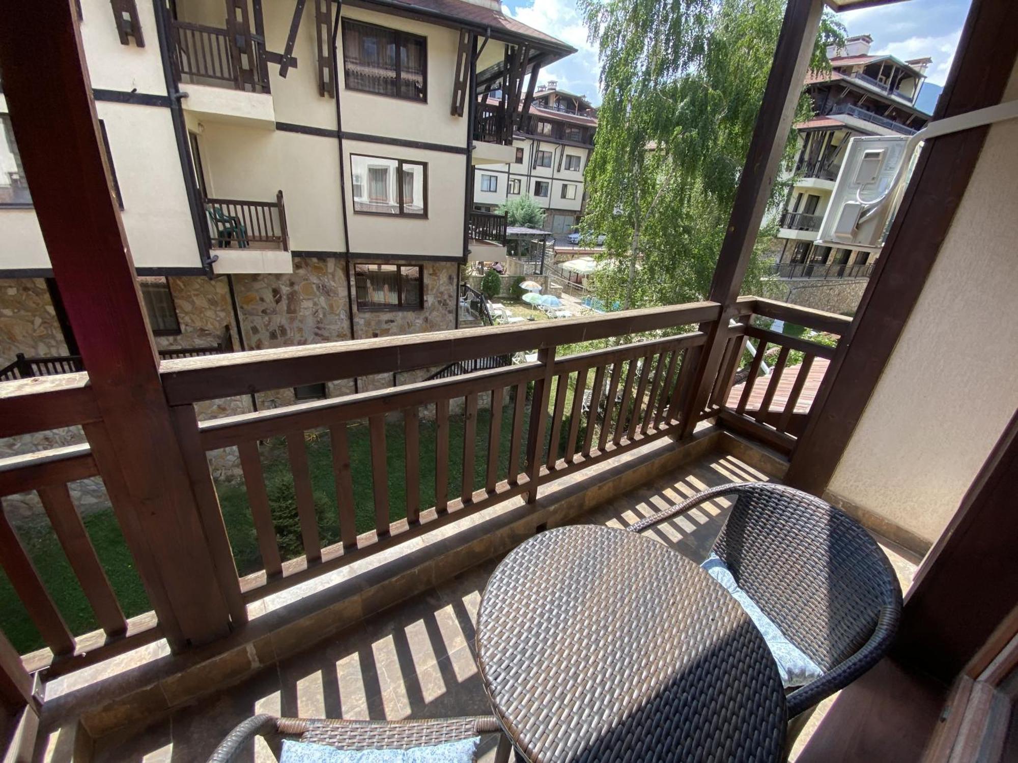 Next To The Ski Lift Downtown Bansko Exterior foto